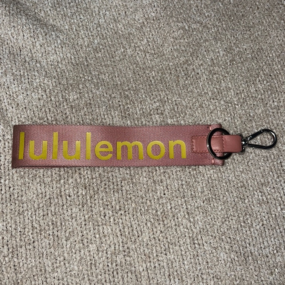 lululemon keychain